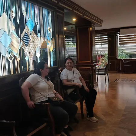 Cagyigit Hotel *